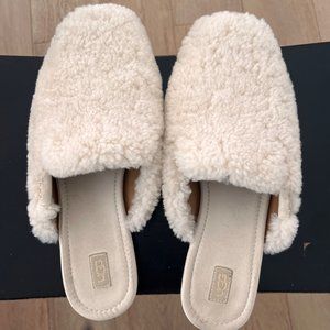 UGG Janaya Cozy Mule